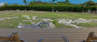 Pepper Town Villa is a 2 bedroom 2.5 bed villa with a pool and of outdoor space