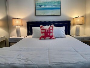 2 Schlafzimmer, Bügeleisen/Bügelbrett, Bettwäsche