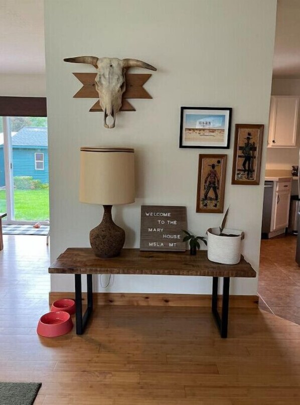 Interior - Mid-Town Retreat
(Missoula)