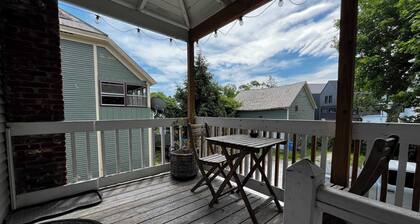 Perfectly Located Private Apartment