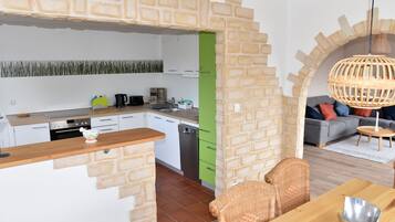 Fridge, microwave, oven, dishwasher