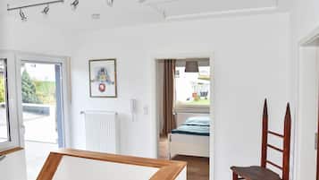 4 Schlafzimmer, Babybetten, kostenloses WLAN, Bettwäsche