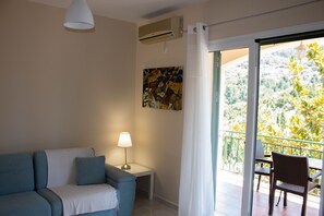 8 habitaciones y sistema de insonorización 