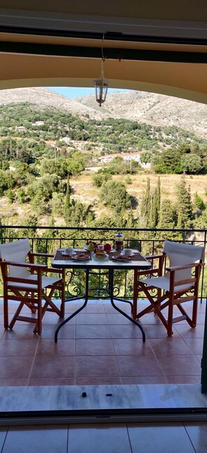 Apartment, Smoking | 8 bedrooms, soundproofing