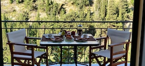House, Smoking | 8 bedrooms, soundproofing - Myrtos Cottages Kefalonia (Kefalonia)