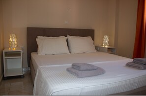 Apartment, Smoking | 8 bedrooms, soundproofing