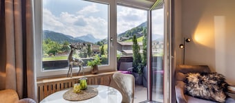 Alpine's Nest studio apartment with mountain views