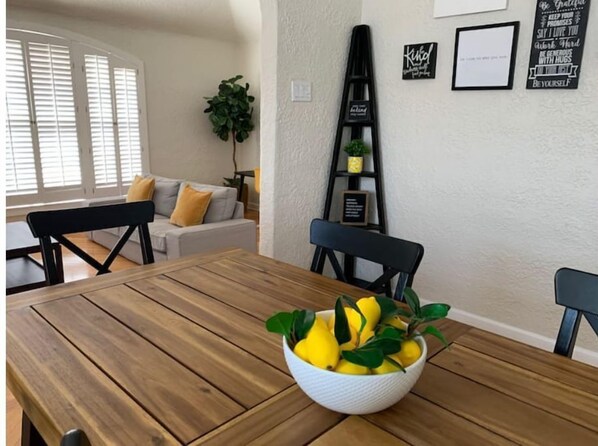 تناول الطعام