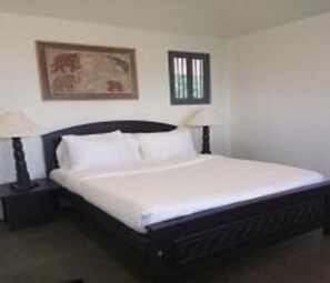 Family Suite | Premium bedding, desk, free WiFi, bed sheets - Mango Hill Yercaud (Yercaud)