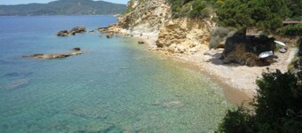 Les Bouganvilles by SolturElba