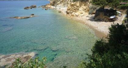 Les Bouganvilles by SolturElba