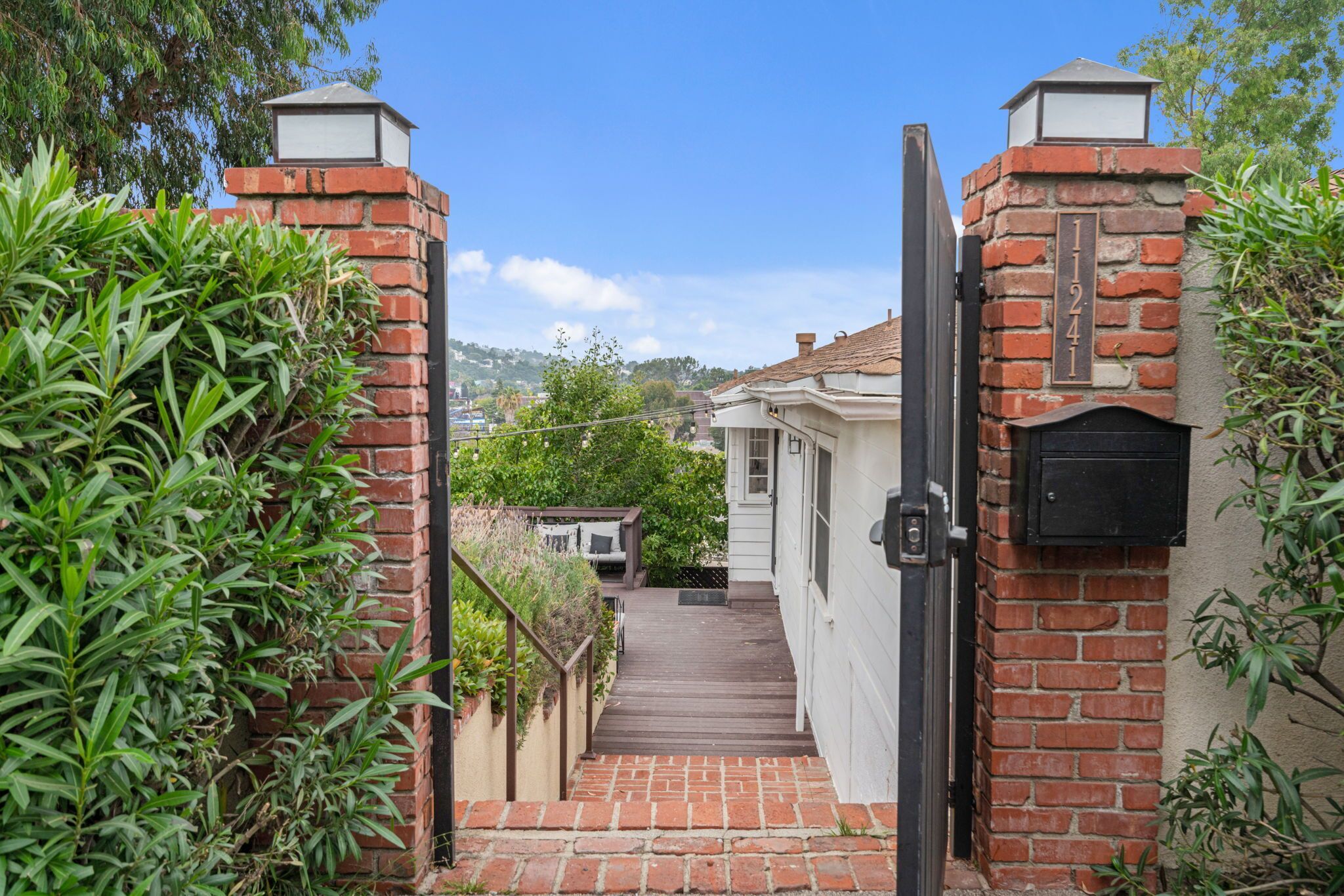 Hidden Gem In Hollywood Hills With Sunset Views