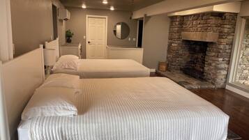 2 chambres, fer et planche à repasser, Wi-Fi gratuit, draps fournis