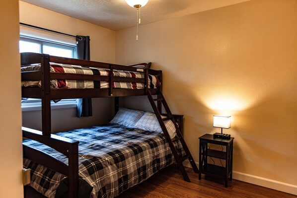 2 Schlafzimmer, WLAN, Bettwäsche