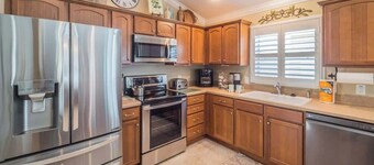 Courtyard Villa in Mission Hills