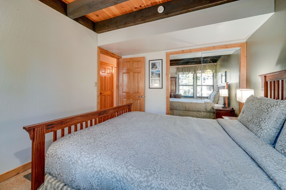 Convenient Kings Beach Condo 1 Mi to Lake Tahoe! Kings Beach Vrbo