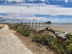 Beach - Maison Récente, Proche de la Mer, de la Rochelle et des Iles (Yves)