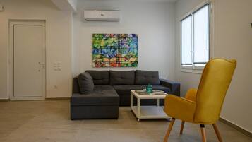 Villa | 36 bedrooms, desk, soundproofing