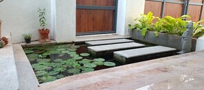 Property grounds - Delightful 4 BHK villa with pool and beach access (Chennai)