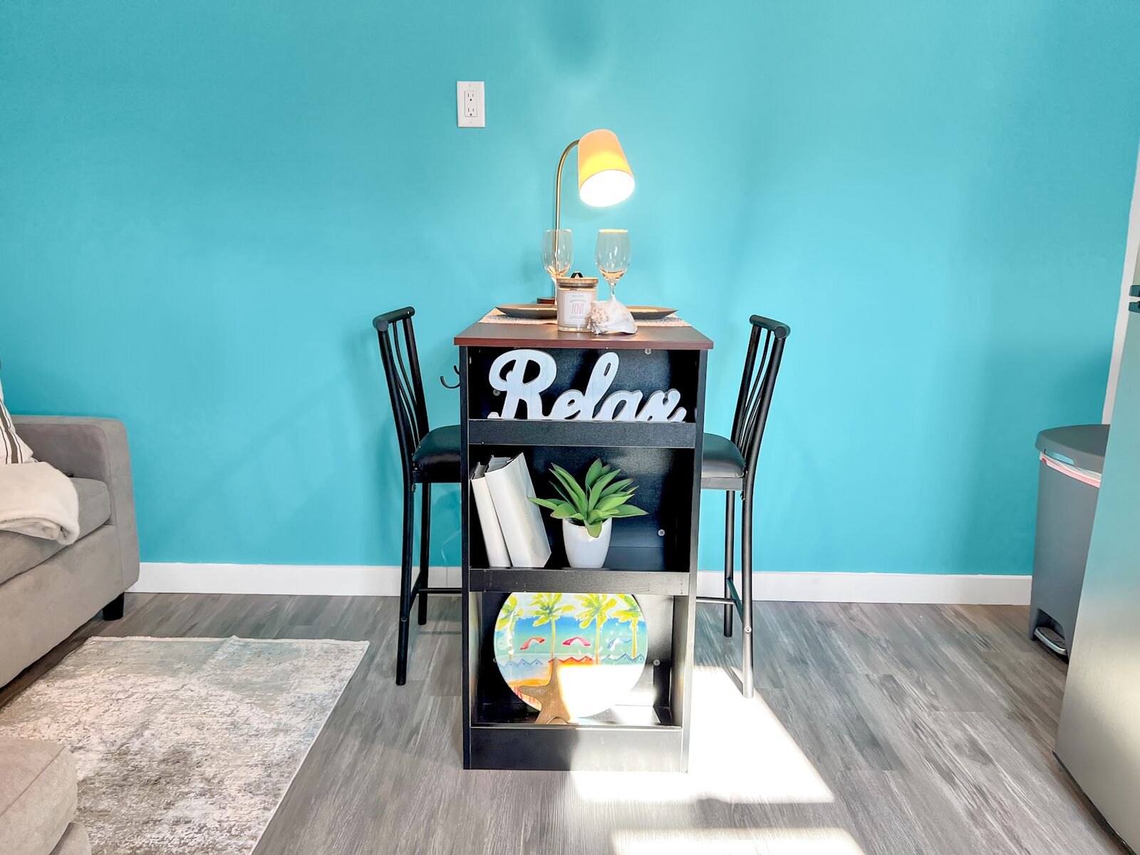 Standard Single Room | In-room dining