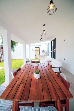 Outdoor dining - NEW Casa Downtown Cozumel 5BR 4BR with pool (Cozumel)