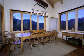 Dining - Mountain Majesty (Crested Butte)