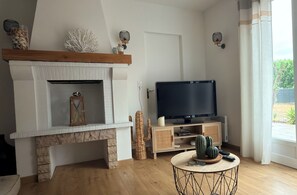TV