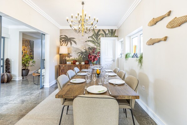 تناول الطعام