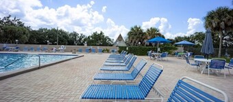 Family Friendly Villa near Disney, pool, sleeps 6