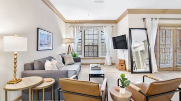 Apartment | Living area