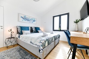 Deluxe-lejlighed | 2 soveværelser, pengeskab på værelset, individuelt design