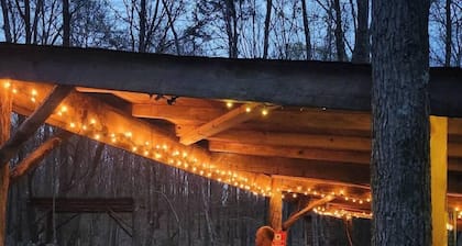 Serene 7 Treehouse Tent tranquil romantic getaway!