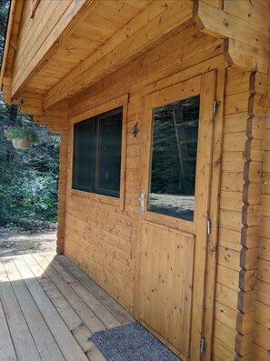 Exterior detail - Moose Run #4 (Maynooth)