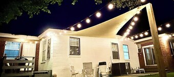 Spacious 5 Bedroom Home, two blocks to FSU. Oversized parking for up to 8 cars