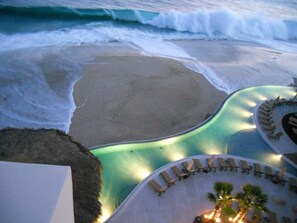 Pool -   April 20-27 2025 still available (Cabo San Lucas)