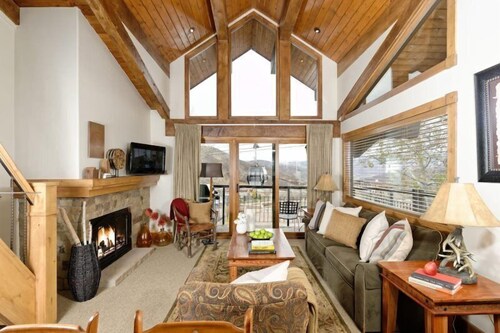 Snowmass Village 1 Bedroom Premier Condo at Crestwood