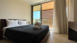 1 quarto, Wi-Fi de cortesia, roupa de cama