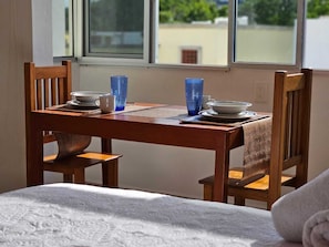 Comfort Apartment, 1 Queen Bed, Ensuite | Living area | 32-inch Smart TV with digital channels, streaming services - Nube 21 (Cancun)