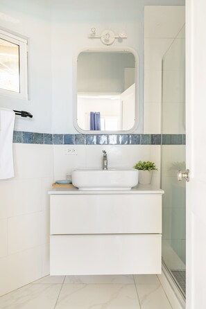 Handtücher, Seife, Toilettenpapier