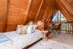 House, 2 Queen Beds, Kitchen | 1 bedroom, individually decorated, individually furnished, free WiFi - Star Nest (Gualala)
