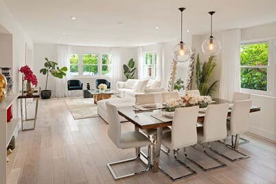 Oasis In the heart of Miami! Luxury Villa! 10m to Beach! Private Gym and Pool !!