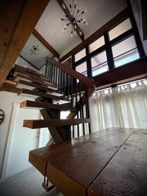 Interior - 04 Rustic meets beachy in Wilton Manors! (Wilton Manors)