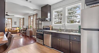 The Nicholas House - Downtown Hammond