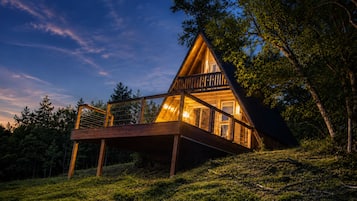 Façade de l’hébergement - soirée/nuit