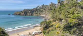 Searenity by the Sea