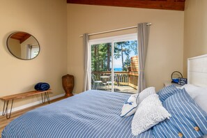 House, Multiple Beds, Hot Tub, Ocean View | 3 bedrooms, individually decorated, individually furnished, free WiFi - Searenity by the Sea (Gualala)