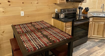 Hytti-Standardi-Oma kylpyhuone-Bobcat Corner