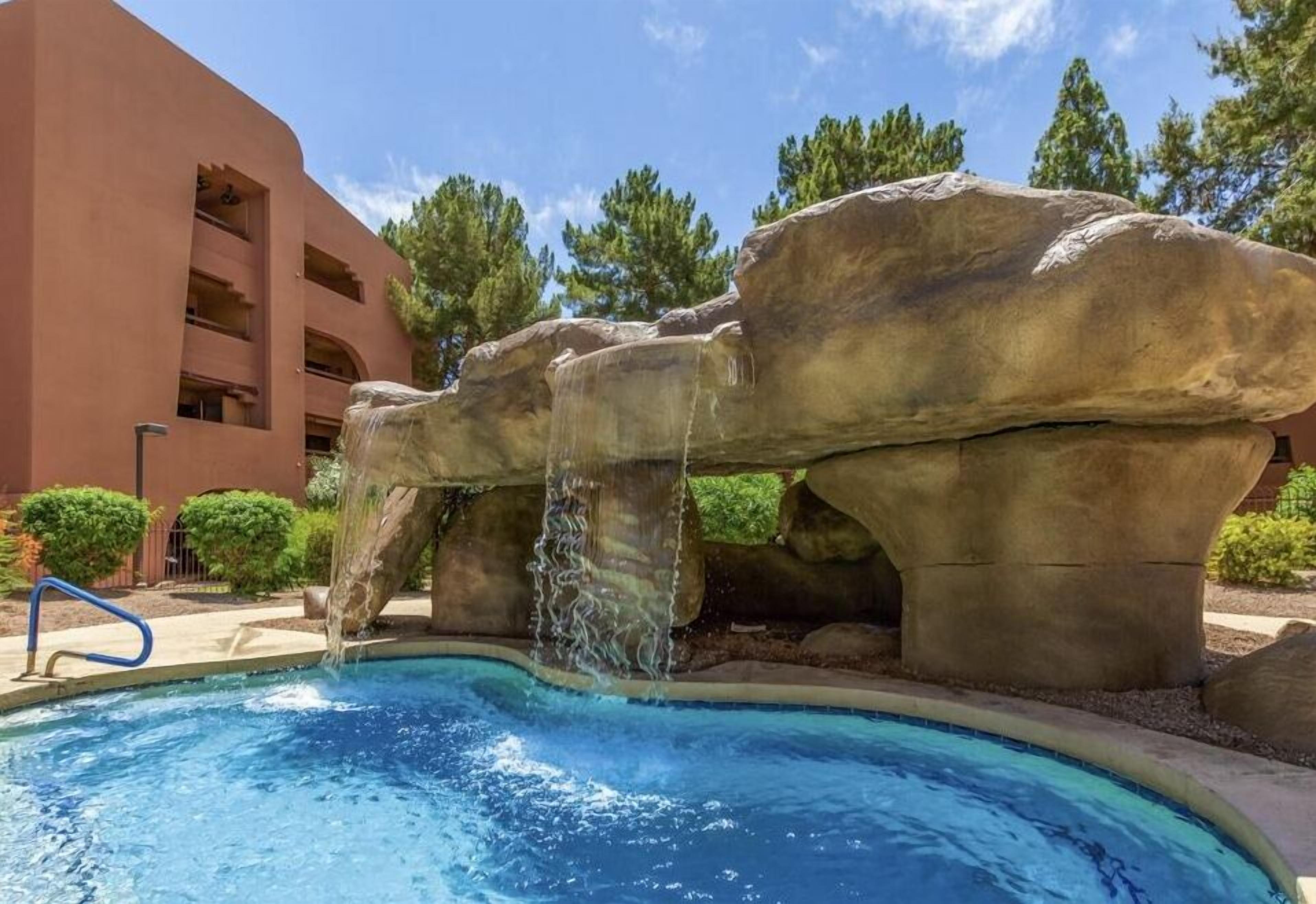 Beheizter Pool