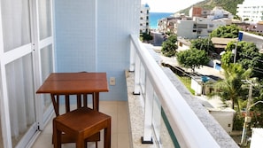 Apartment | Outdoor dining - Aconchegante Apto Prainha Arraial- RJ (Arraial do Cabo)