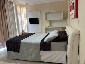 Apartamento | 2 quartos, Wi-Fi de cortesia, roupa de cama